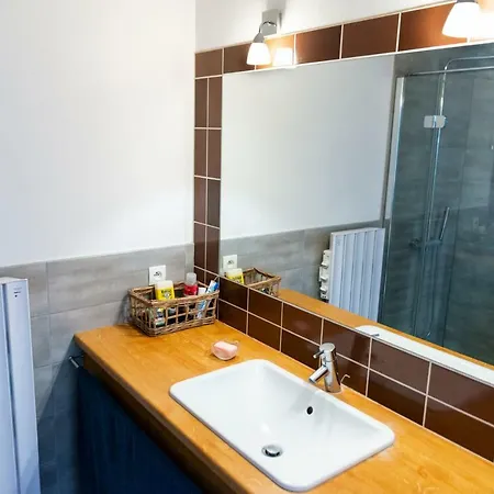Le Petit Faubourg Apartment